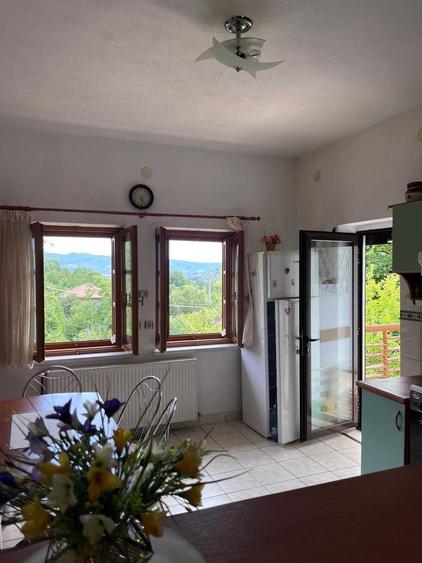 Casă cu 4 camere în Drajna
