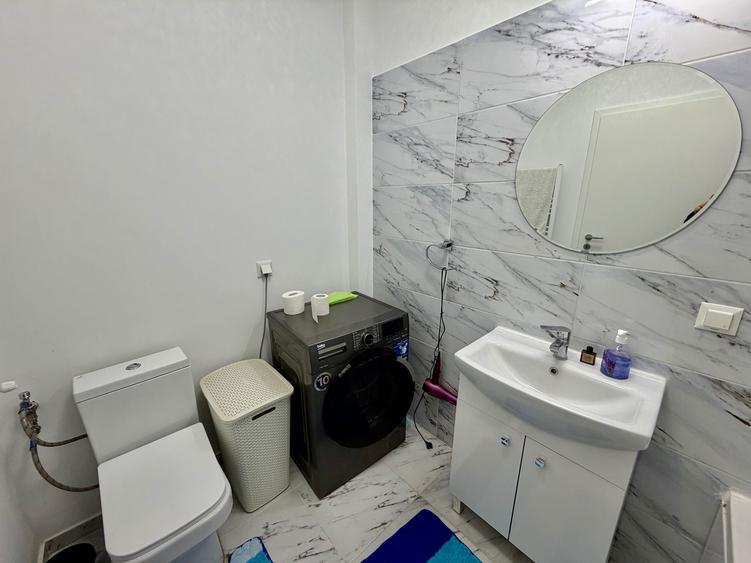 Apartament cu 2 camere decomandat în Central
