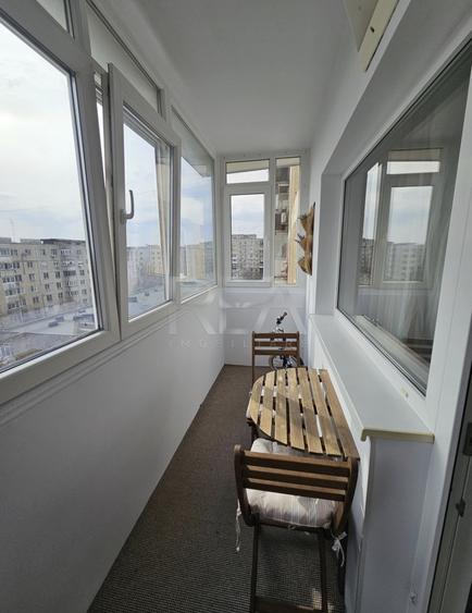 Apartament cu 3 camere semidecomandat, mobilat în Drumul Taberei