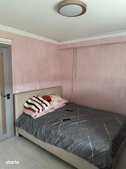 Apartament cu 3 camere decomandat în 1 Mai