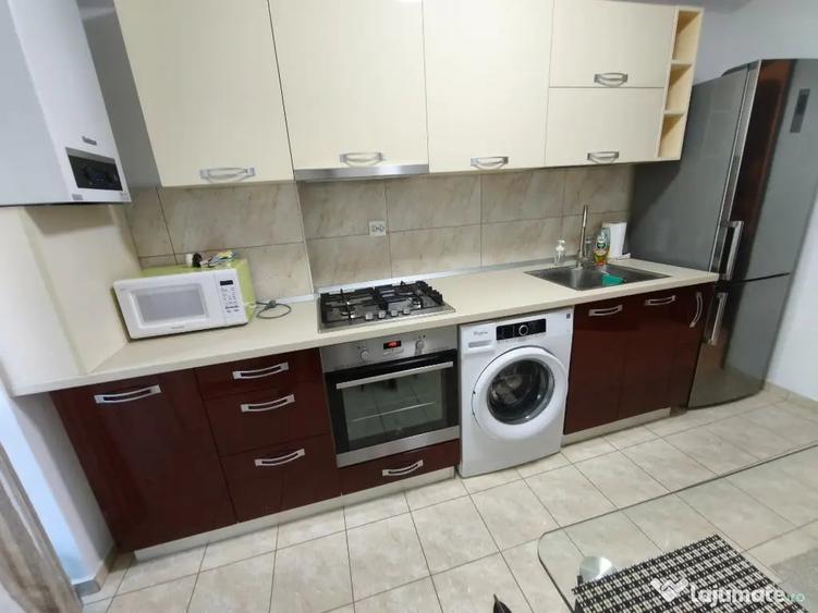 Apartament cu 2 camere decomandat în Sud