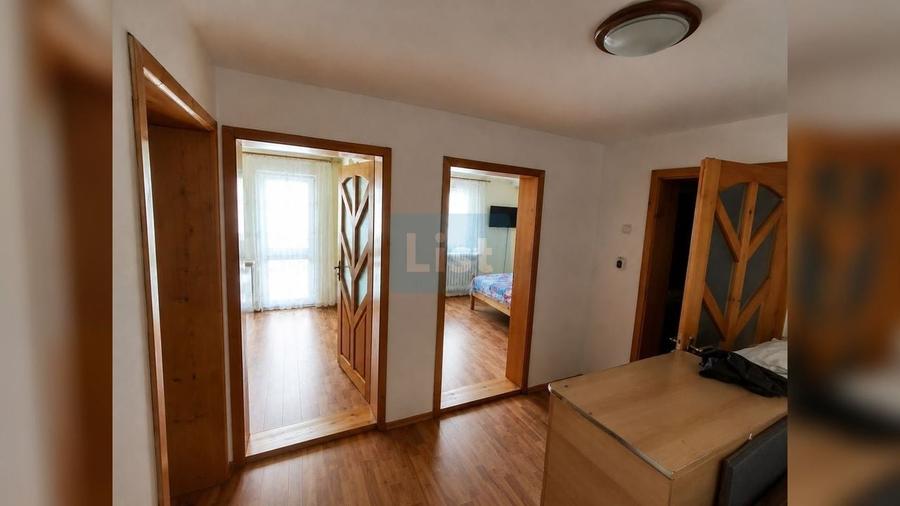 Casă cu 4 camere cu Teren 9272 Mp în Vama