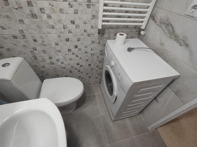 Garsonieră decomandată în Florești
