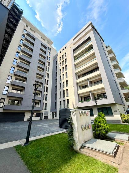Apartament cu 4 camere în Unirii