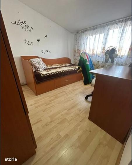 Apartament cu 2 camere decomandat în Nicolina