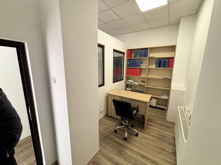 Spațiu comercial, de 127 mp, în Cornitoiu