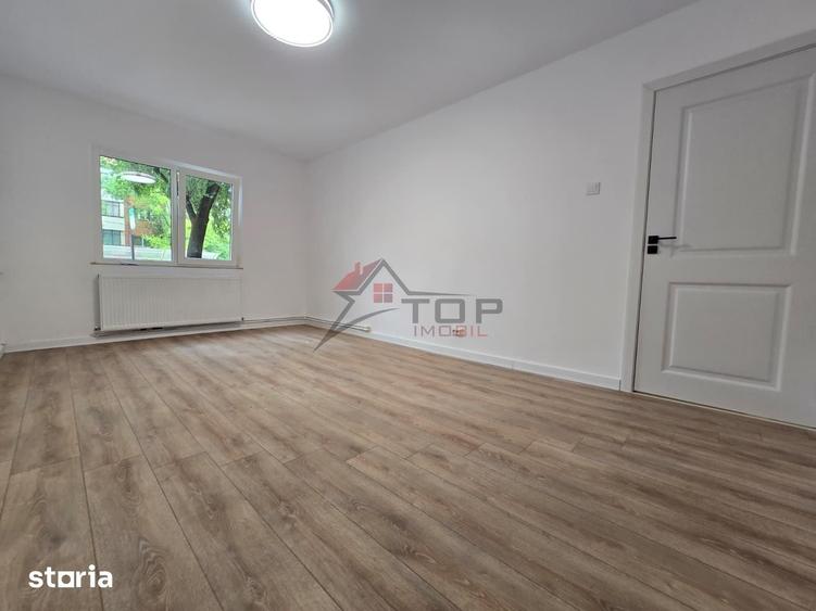 Apartament cu 3 camere decomandat în Dacia