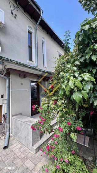 Casă cu 5 camere cu Teren 114 Mp în Vatra Luminoasă