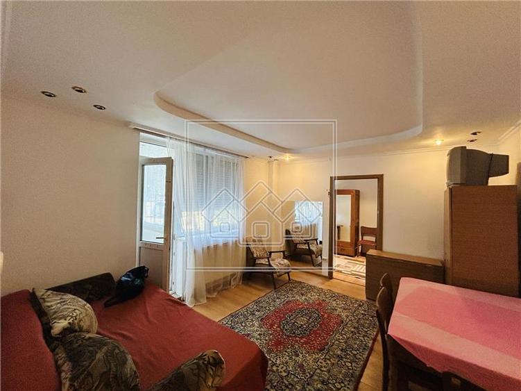 Apartament cu 2 camere nedecomandat în Cedonia
