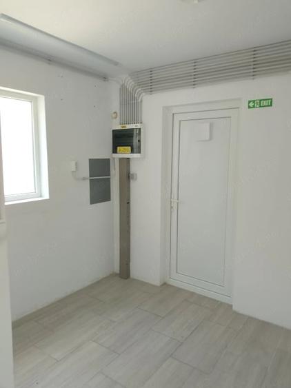 Spațiu comercial, de 20 mp, în Uverturii