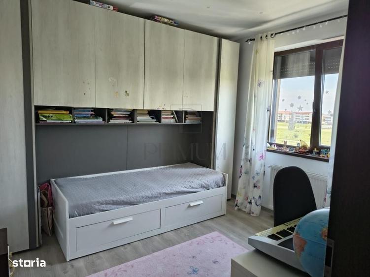 Apartament cu 4 camere decomandat în Central