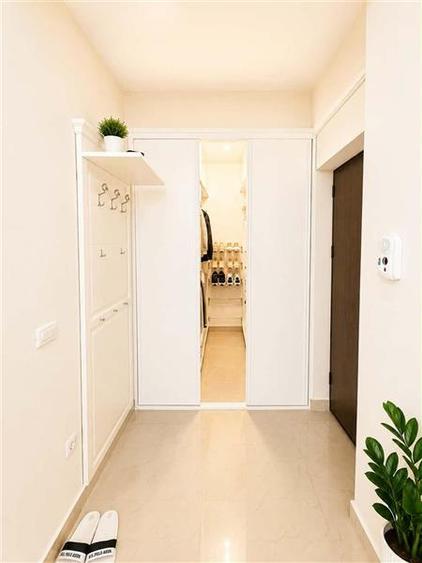 Apartament cu 3 camere decomandat, mobilat în Aeroport