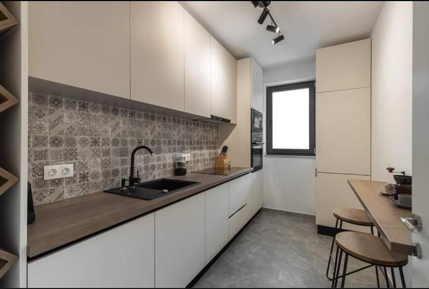 Apartament cu 3 camere decomandat în Nord