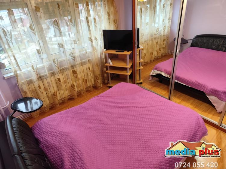 Apartament cu 2 camere decomandat în Mazepa 1