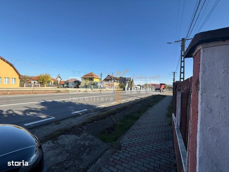 Casă cu 4 camere cu Teren 530 Mp în Lugașu de Jos