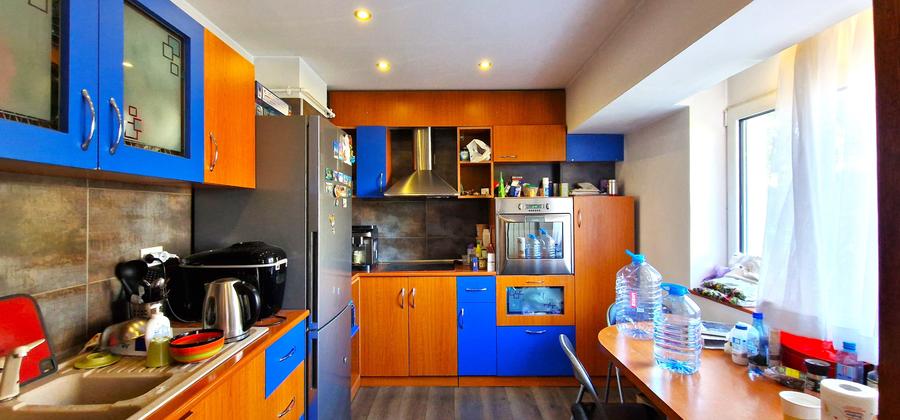 Apartament cu 3 camere decomandat în P-ța Unirii