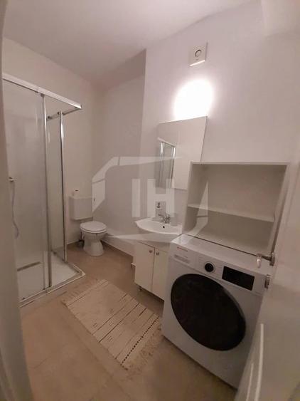 Apartament cu 2 camere semidecomandat în Mărăști