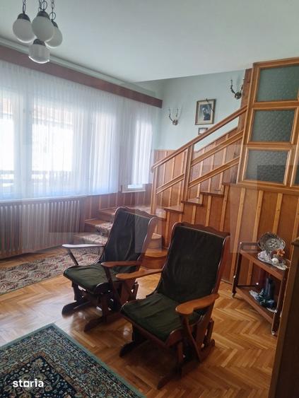 Casă cu 6 camere cu Teren 470 Mp în Central