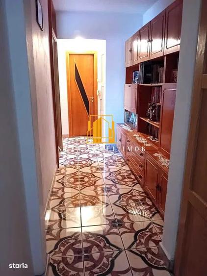 Apartament cu 3 camere decomandat în Găvana