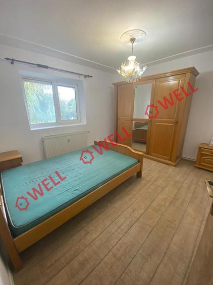 Apartament cu 4 camere în Tractorul
