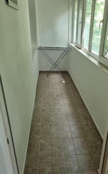 Apartament cu 2 camere decomandat, mobilat în Titan