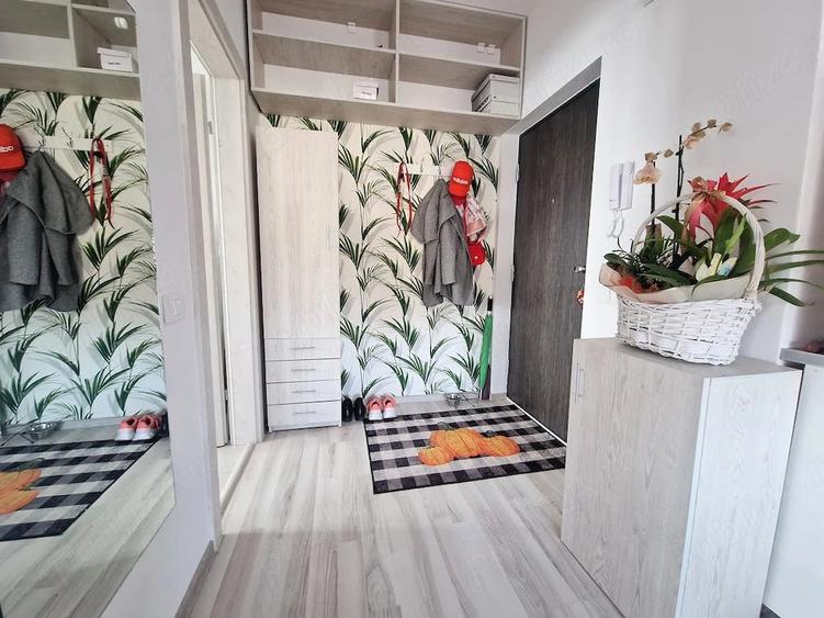 Apartament cu 2 camere decomandat în Lotus