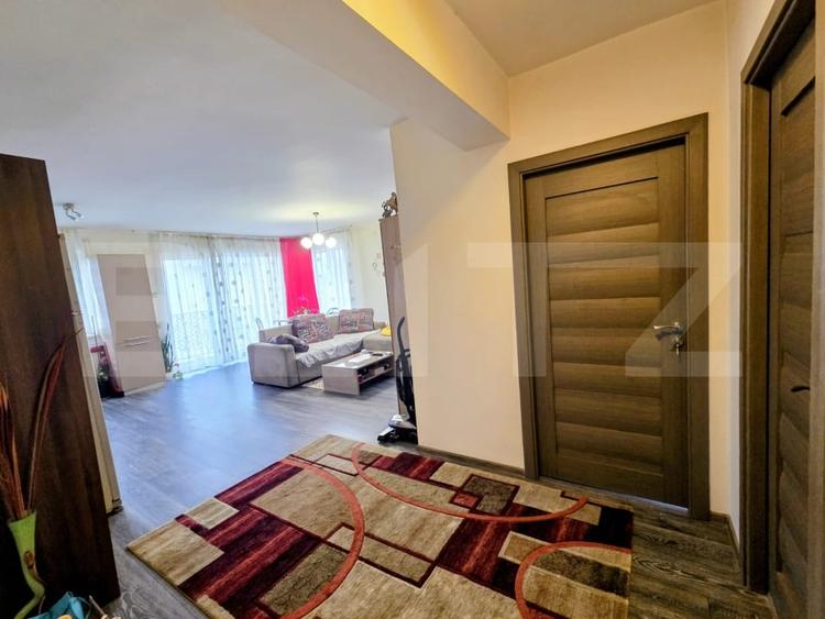 Apartament cu 2 camere semidecomandat, mobilat în Florești