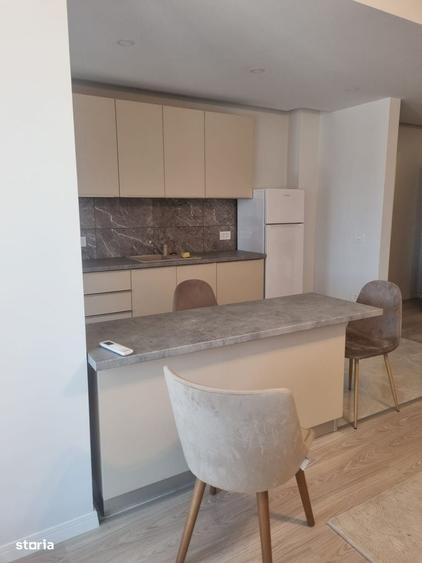 Apartament cu 3 camere în Carrefour