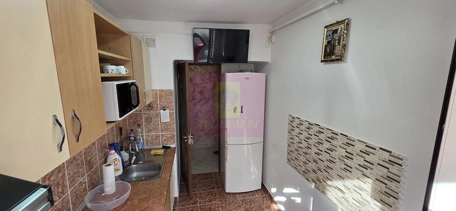 Apartament cu 2 camere semidecomandat în Est