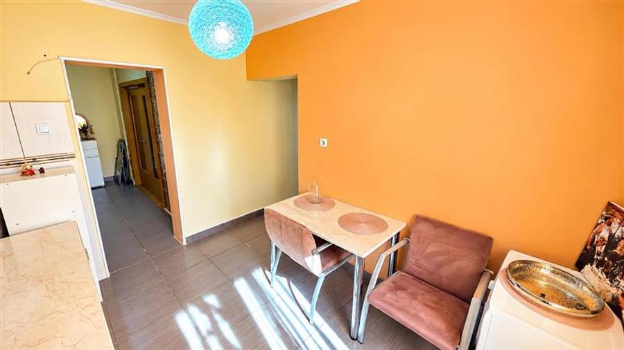Apartament cu 2 camere decomandat, mobilat în Vest