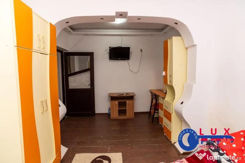 Casă cu 2 camere cu Teren 250 Mp în Central