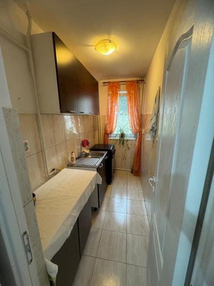Apartament cu 2 camere decomandat în Vârteșcoiu