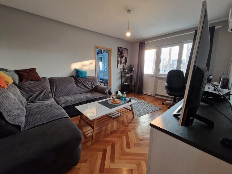Apartament cu 2 camere nedecomandat, mobilat în Take Ionescu