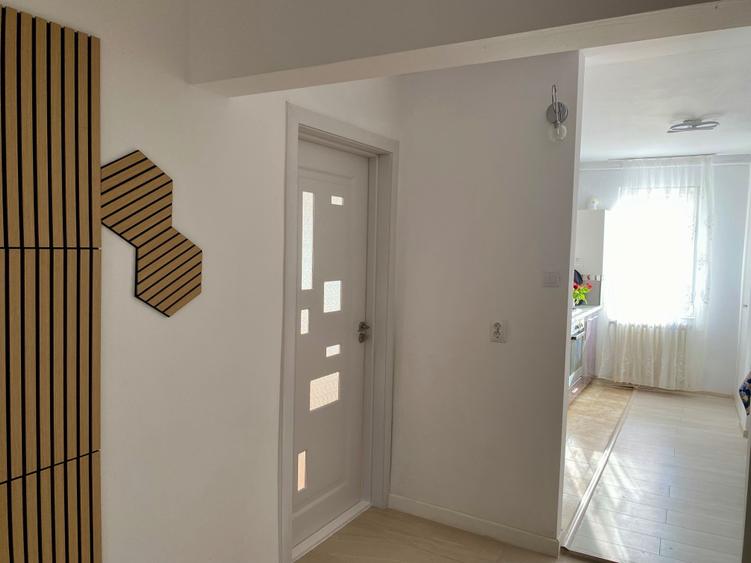 Apartament decomandat, 3 camere de inchiriat - 2