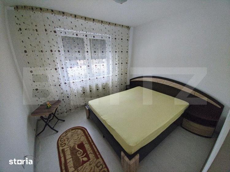 Apartament cu 3 camere decomandat în Tractorul