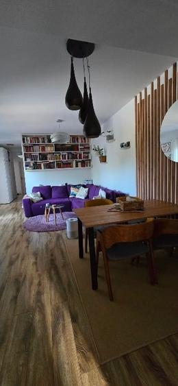 Apartament cu 3 camere decomandat, mobilat în Brâncoveanu