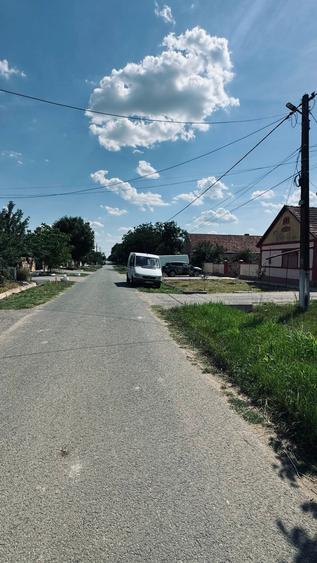 Teren Construcții intravilan de 1493 mp, în Ianova