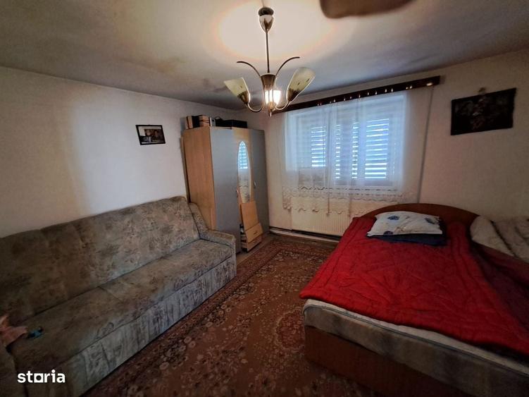 Casă cu 3 camere în Ruși