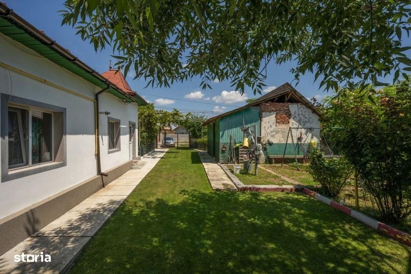 Casă cu 3 camere în Săbiești