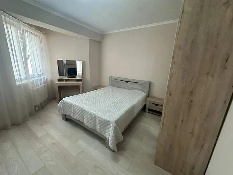 Garsonieră decomandată în Noua