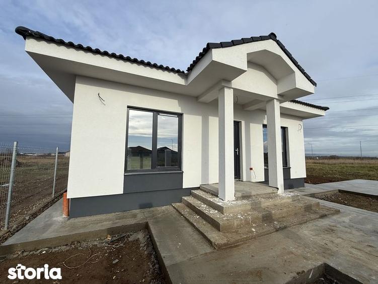 Casă cu 4 camere cu Teren 90 Mp în Oșorhei