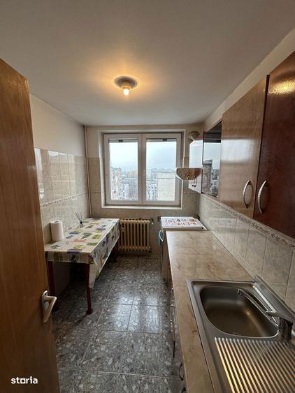 Apartament cu 3 camere în Militari