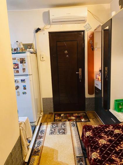 Garsonieră decomandată în Buziașului