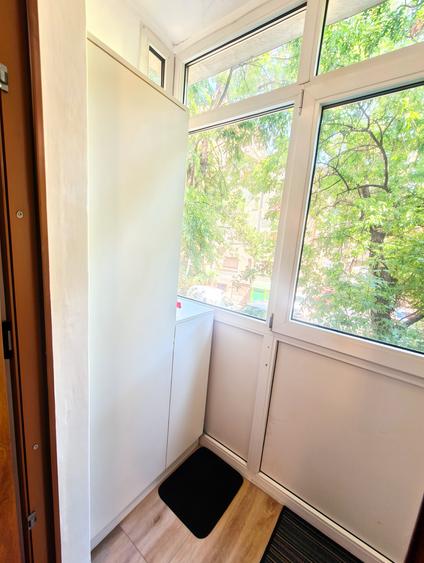 Apartament cu 2 camere decomandat în Victoriei