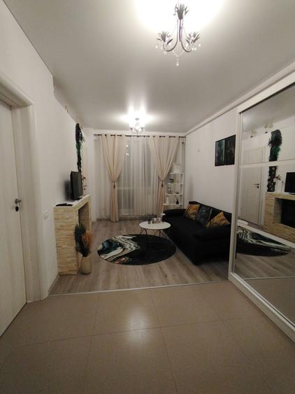 Apartament cu 2 camere semidecomandat în Militari
