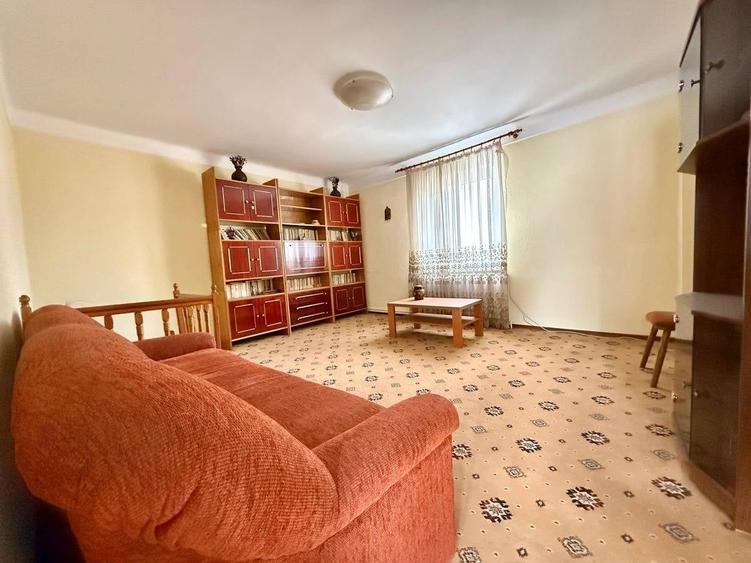 Casă cu 3 camere cu Teren 272 Mp în Poiana Țapului