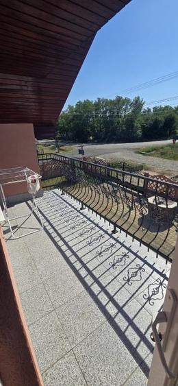 Casă individuală cu 3 camere cu Canalizare în Grivița