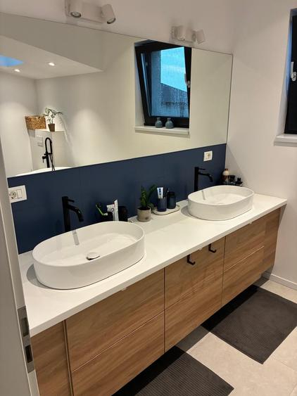 Duplex cu 5 camere cu Canalizare în Sânpetru