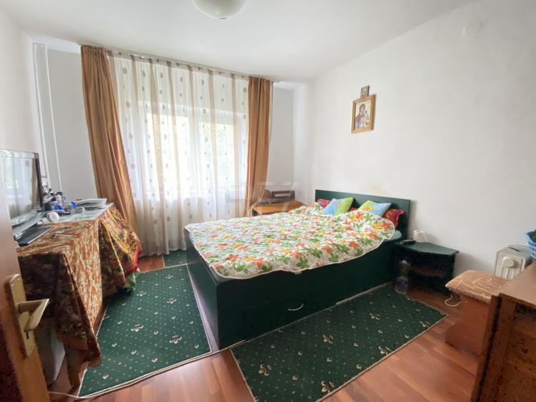 Apartament cu 4 camere decomandat, mobilat în 13 Septembrie