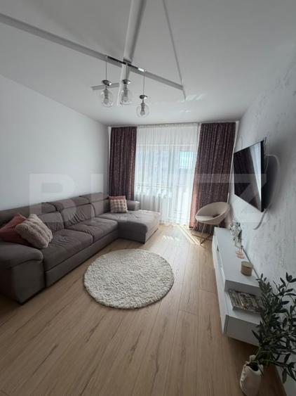 Apartament cu 2 camere decomandat, mobilat în Micro 17